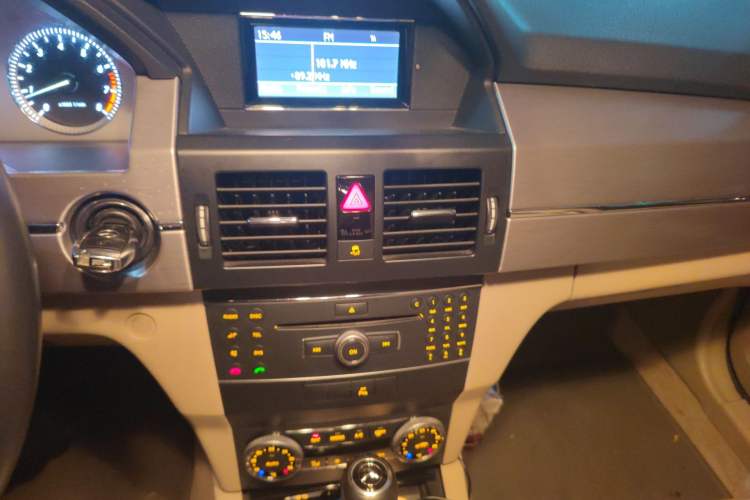 Used Mercedes-Benz GLK-Class 2011 GLK 300 4MATIC Dynamic Model
