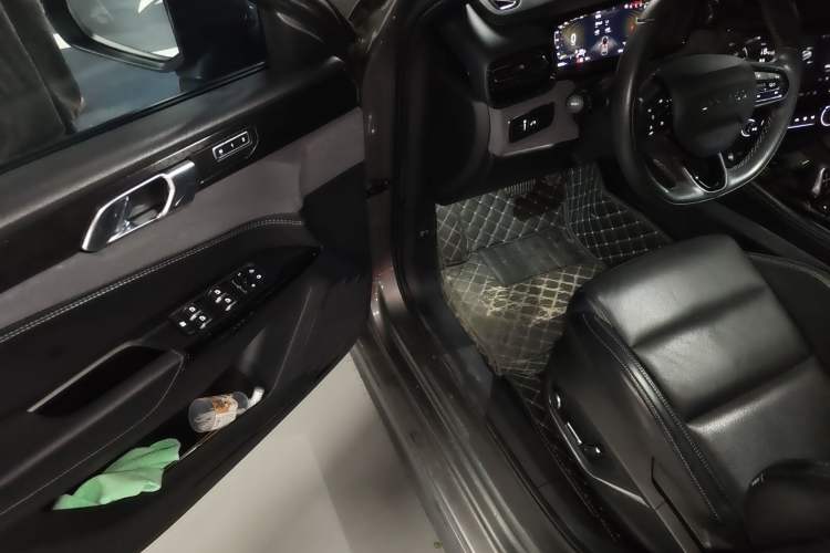 Used Lynk & Co 03 2022 2.0TD DCT JingPro