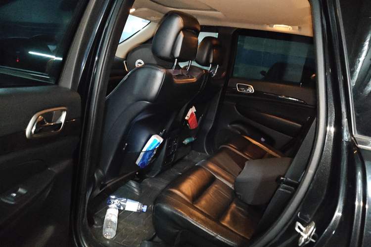 Used Jeep Grand Cherokee 2013 3.6L Comfort Edition
