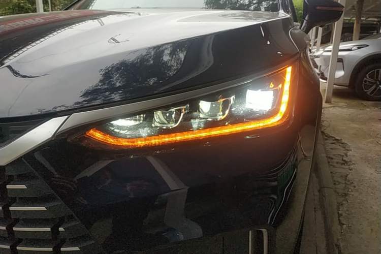 Used BYD Tang New Energy 2021 EV Four-Wheel Drive High-Performance Luxury Model