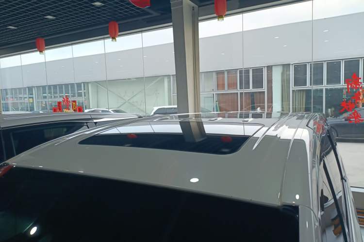 Used Buick GL8 2022 ES Land Cruiser 653T Luxury Model
