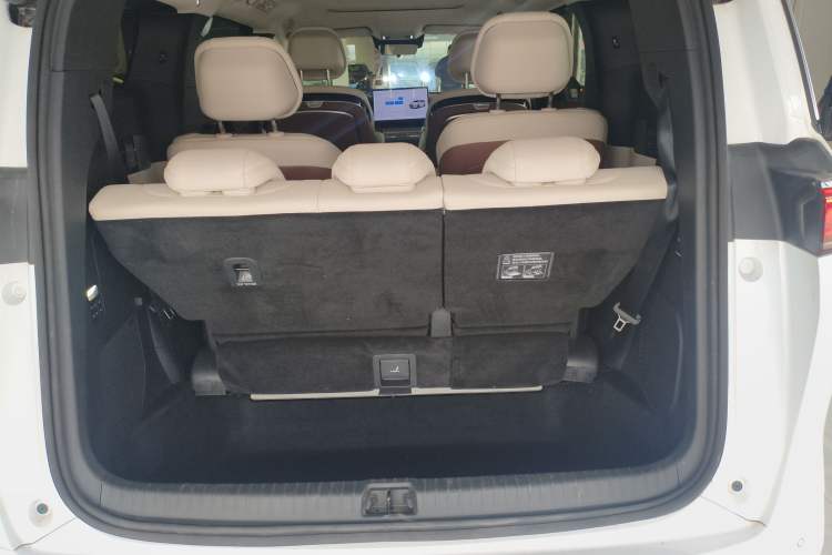 Used BYD Xia 2025 DM-i 1.5T 180km Beyond Edition Trunk