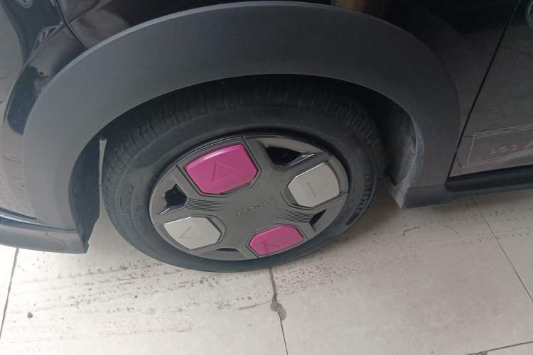 Used Geely Galaxy Panda 2025 210km Panda Kart Left Front Wheel Hub