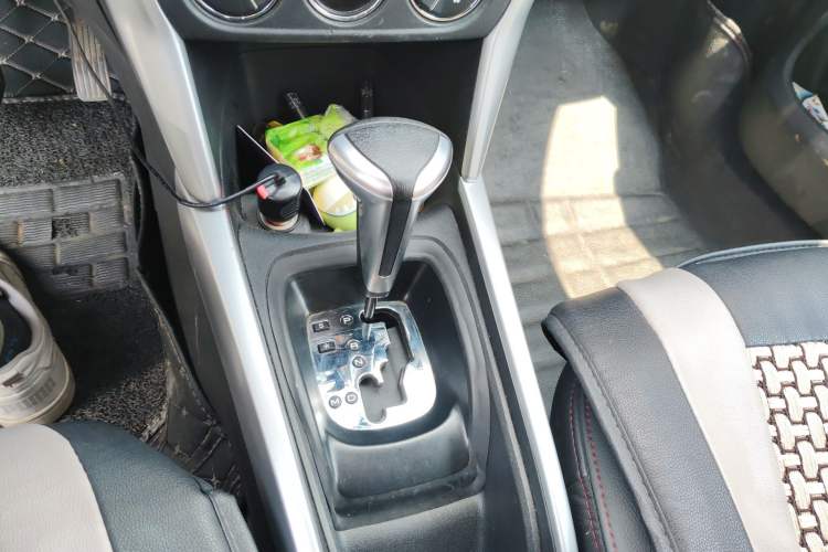 Used Citroen C3-XR 2015 1.6L Automatic Pioneer Model Gear Lever