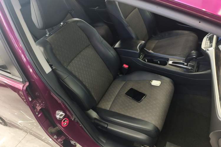 Used Honda Jade 2017 1.8L automatic Comfort version 5 seats