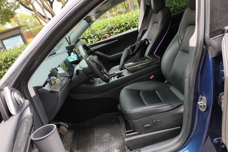 Used Tesla Model Y 2021 Long-Range All-Wheel-Drive Version