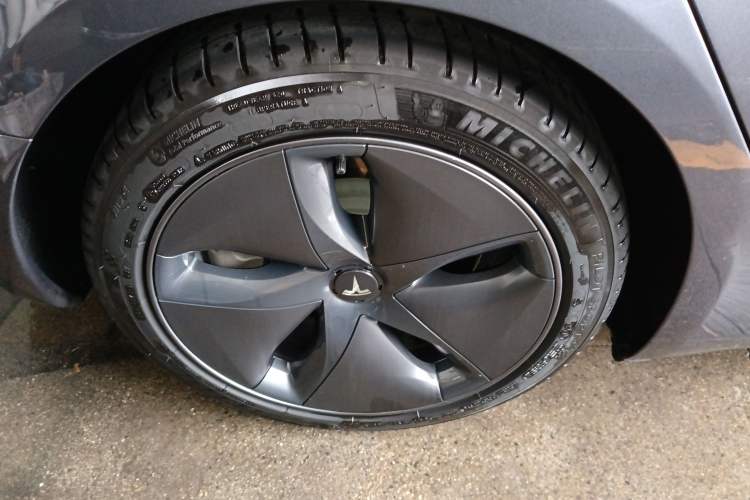 Used Tesla Model 3 2020 Standard Range Rear-Wheel Drive Upgraded Version