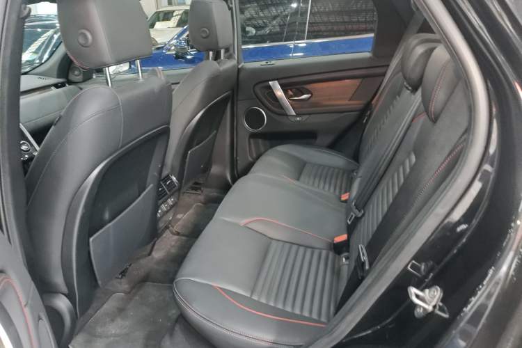 Used Land Rover Discovery Sport New Energy 2022 Facelifted P300e Plug-in Hybrid Electric Version
