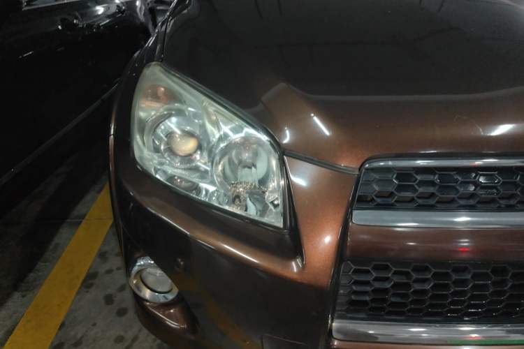Used Toyota RAV4 2011 2.0L Automatic Luxury Edition
