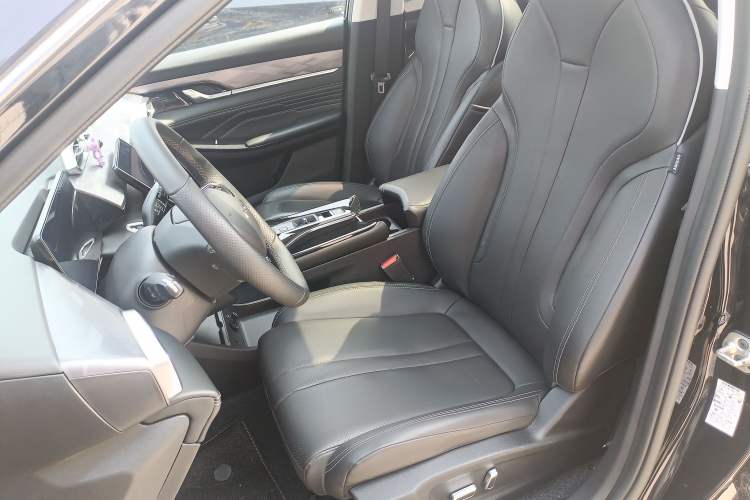 Used Dongfeng Aeolus Mage 2024 Honor Edition 1.5T Luxury Model