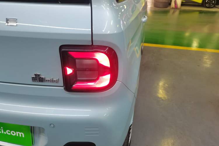 Used Geely Auto Panda 2023 Panda Mini 200km Endurance Bear
