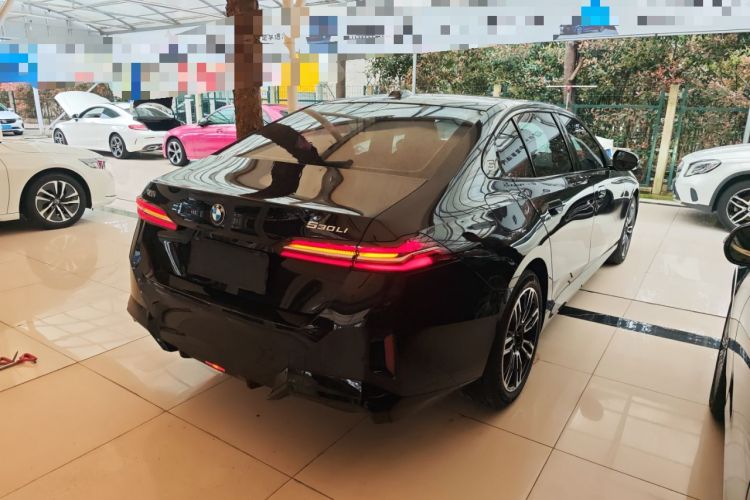 Used BMW 5 Series 2026 530Li Leading M Sport Package
