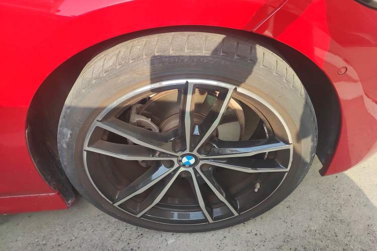 Used BMW 3 Series 2022 Updated 325i M Sport Package Right Front Wheel Hub