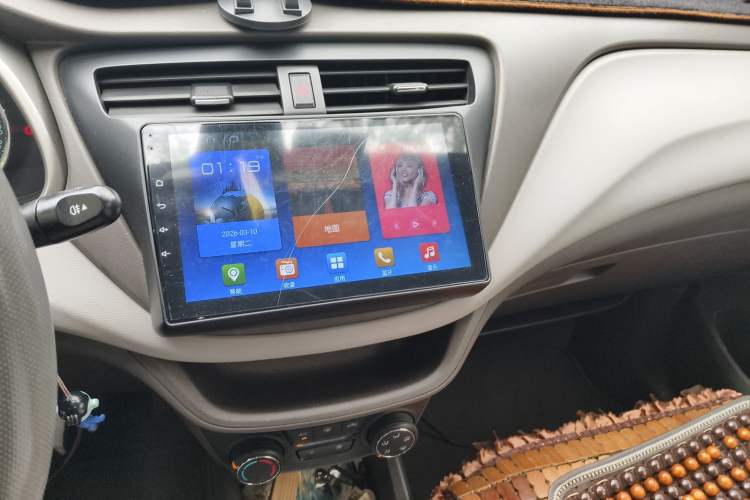 Used Chevrolet Lova RV 2016 1.5L Automatic Comfort Edition
