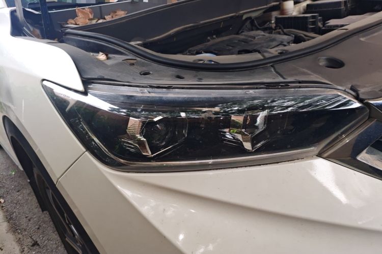 Used Dongfeng Aeolus AX7 2019 1.6T Automatic AI Pioneer Model China V Standard Right Front Headlight