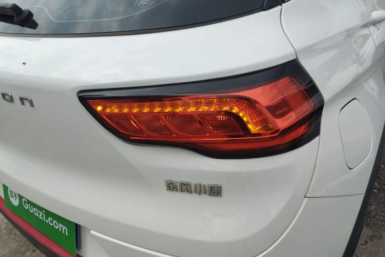 Used Dongfeng Fengon 500 2022 1.5T CVT Comfort Edition Right Rear Taillight