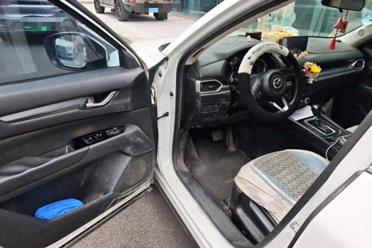 Used Mazda CX-5 2017 2.0L Automatic 2WD Comfort Version China V Standard Driver Seat