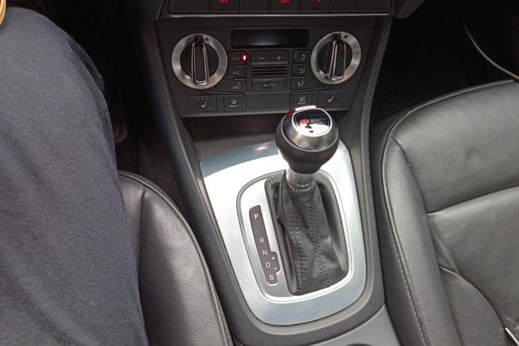 Used Audi Q3 2015 35 TFSI Comfort Model