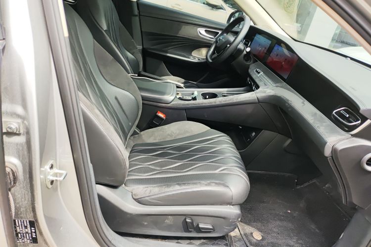 Used Roewe D7 2023 DMH 125km Flagship Edition Right Front Seat