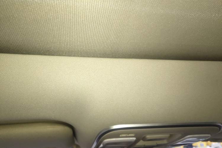 Used Geely Auto Emgrand X7 Sport 2020 1.8TD DCT Two-Wheel Drive Smart Connect 4G-Enabled Version
