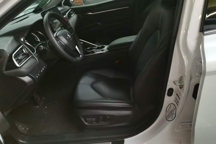 Used Toyota Camry 2021 2.0G Luxury Edition