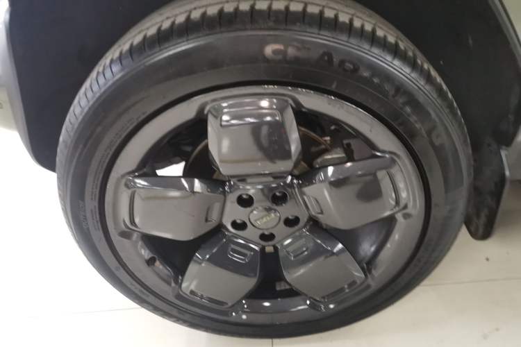 Used iCAR V23 2025 501 Four-Wheel Drive Intelligent Driving Version