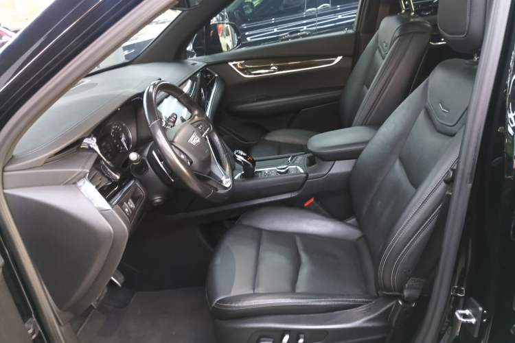 Used Cadillac XT6 2020 28T 7-Seater Luxury Sporty Enjoy-the-Comfort Safety Edition