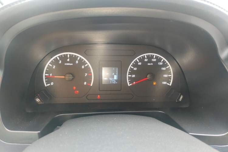 Used FORTHING Lingzhi 2023 M5L 1.6L Base Model 5 Seats
