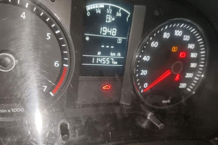 Used Volkswagen Lavida 2011 1.6L Manual - Premium Edition
