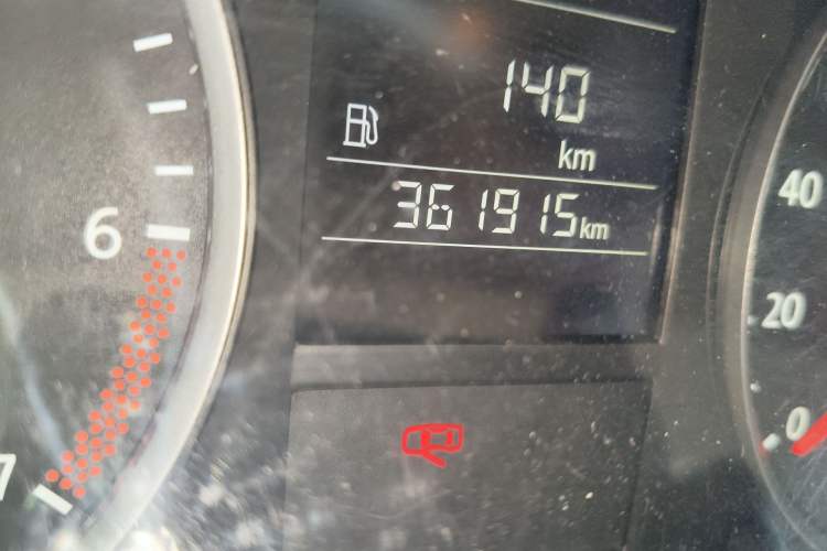 Used Volkswagen Lavida 2011 1.6L Manual Joy Version Odometer Close Up