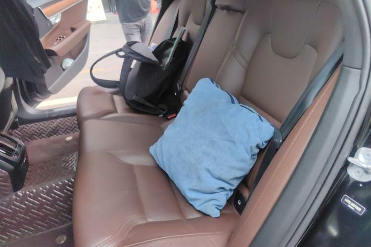 Used Volvo S90 2024 B5 Zhiyi Luxury Edition