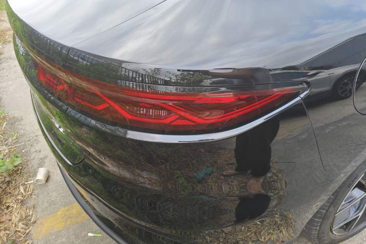 Used BYD Han 2022 DM-i 242km Flagship Model Exterior 1