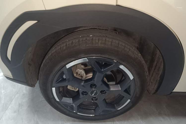 Used BYD Seagull 2025 305 km Free Version Right Rear Wheel Hub