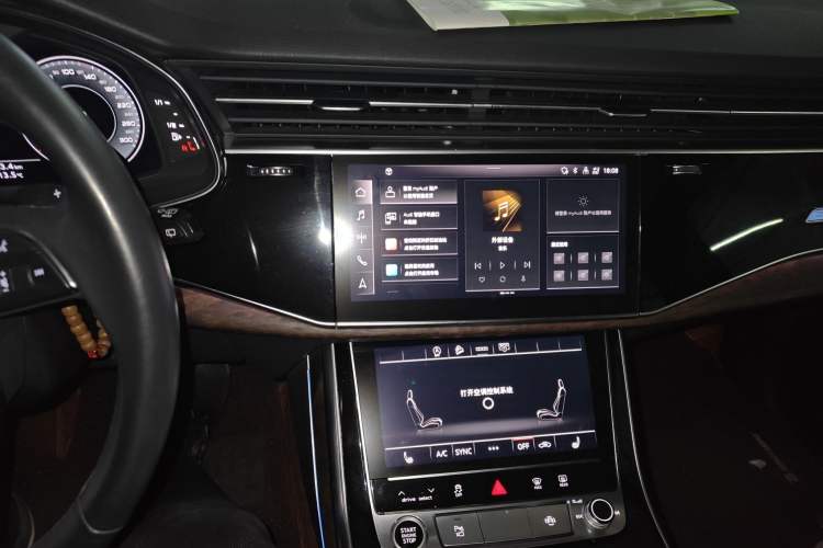 Used Audi Q7 2021 45 TFSI quattro S line Sport model