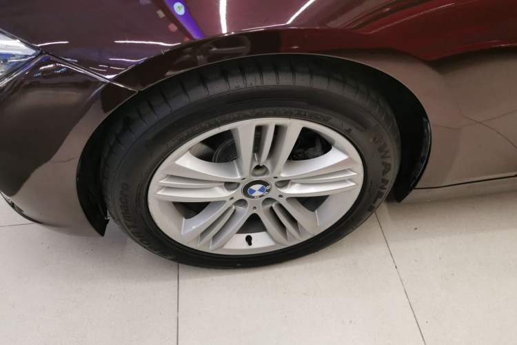 Used BMW 3 Series 2017 320Li Fashion Model
