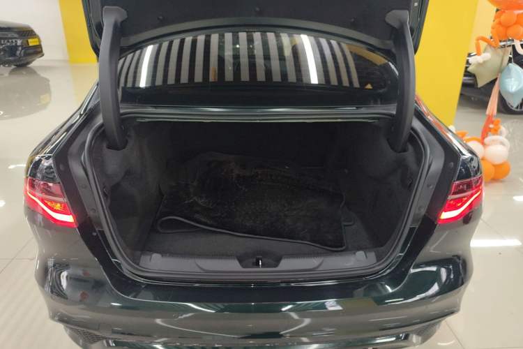 Used Jaguar XEL 2024 2.0T 250 PS R-DYNAMIC S Advanced Sport Edition