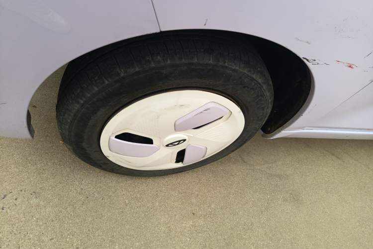 Used Chery QQ Ice Cream 2022 120km Conical Shape Lithium Iron Phosphate Left Front Wheel Hub