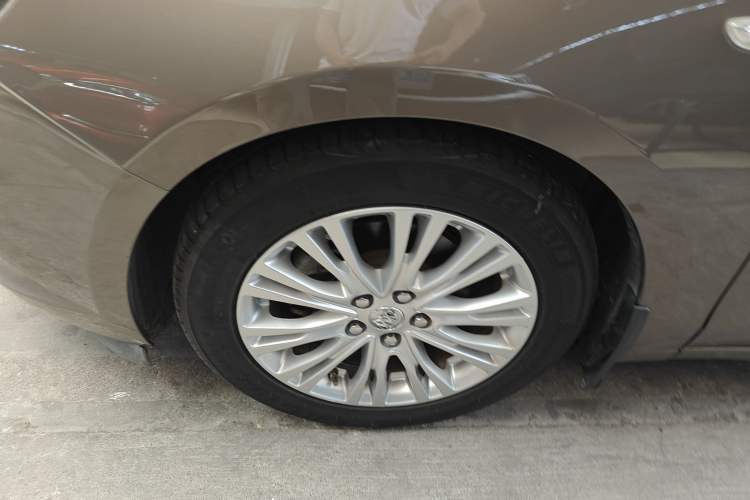 Used Buick GT 2016 15N Automatic Elite Edition Exterior 4