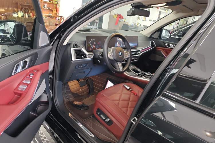 Used BMW X5 2023 xDrive 30Li Luxury M Sport Night Edition Package