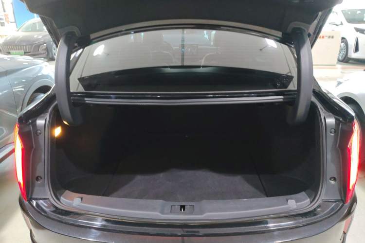 Used Hongqi E-QM5 2024 610 km PLUS