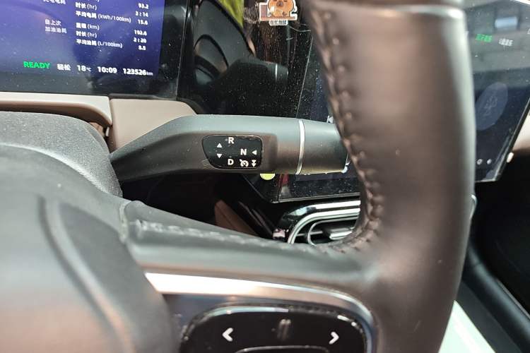 Used Leapmotor C01 2023 Extended-Range 316 Comfort Edition Gear Lever