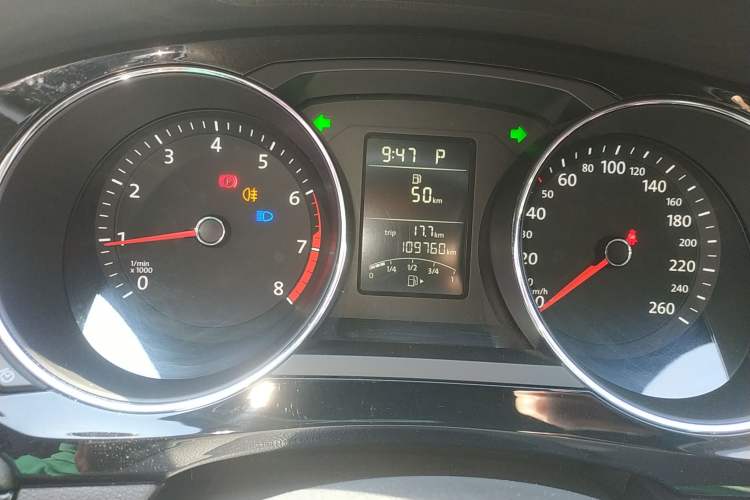 Used Volkswagen Sagitar 2018 1.6L Automatic Comfort Model Instrument Cluster