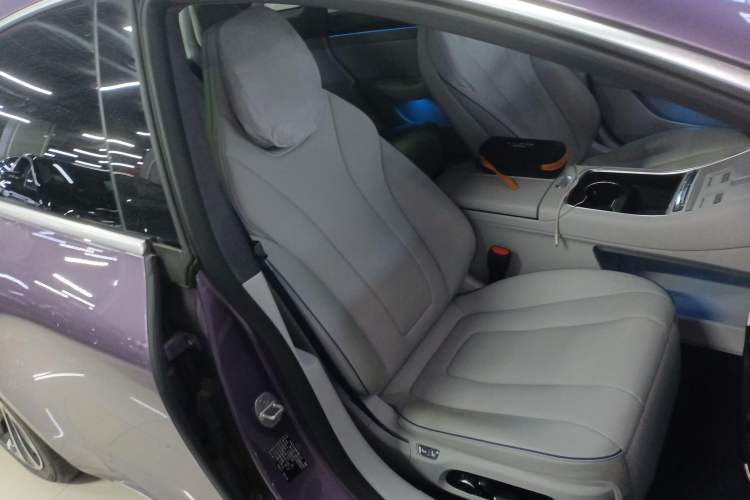 Used Hima Luxeed S7 2025 855 km Max