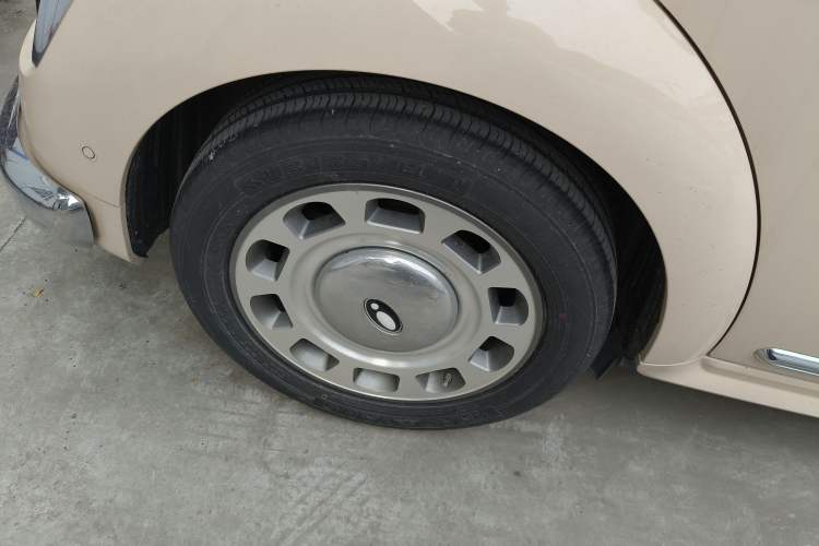 Used ORA Ballet Cat 2022 401 km Nutcracker Edition