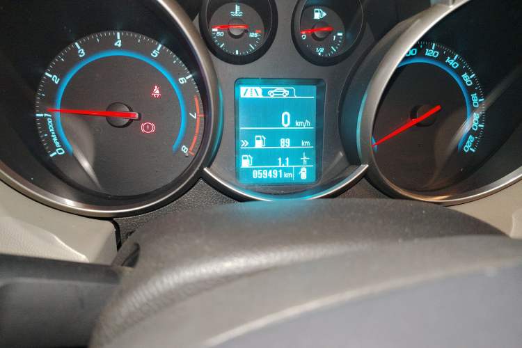 Used Chevrolet Cruze 2015 1.5L Classic SL MT
