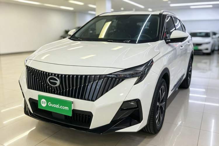 Ojetý GAC Trumpchi GS3 2023 Shadow Speed 270T Enjoyment Edition