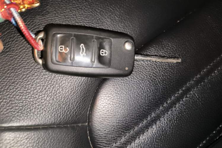 Used Volkswagen Sagitar 2013 2.0 TSI GLI
