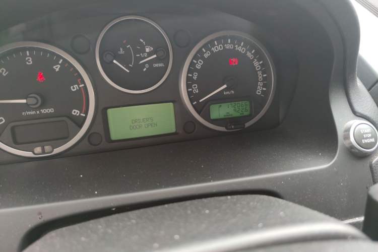 Used Land Rover Freelander 2 2011 2.2T SD4 SE Diesel Edition Odometer Close Up