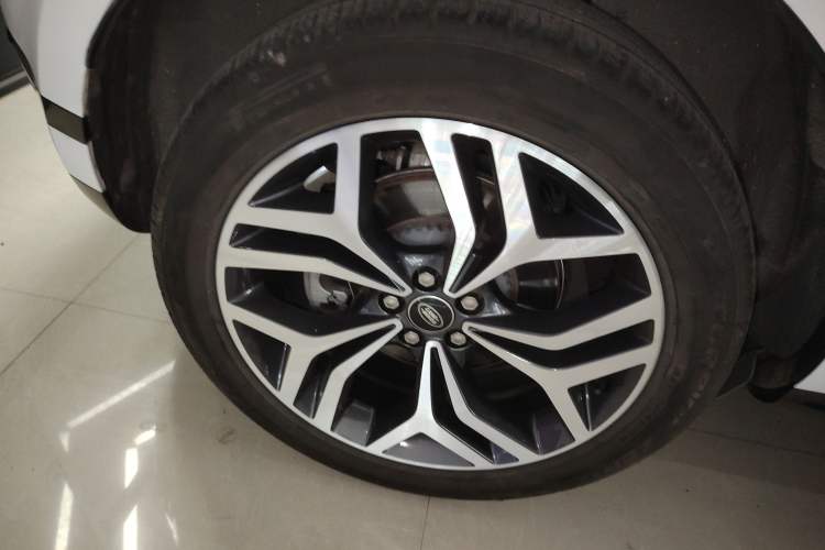 Used Land Rover Range Rover Evoque 2022 Facelifted Aurora L 249 PS R-Dynamic Luxury Edition