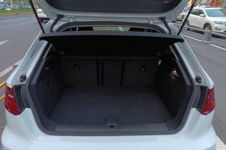 Used Audi A3 2020 Sportback 35 TFSI Fashion Edition China VI Emission Standard